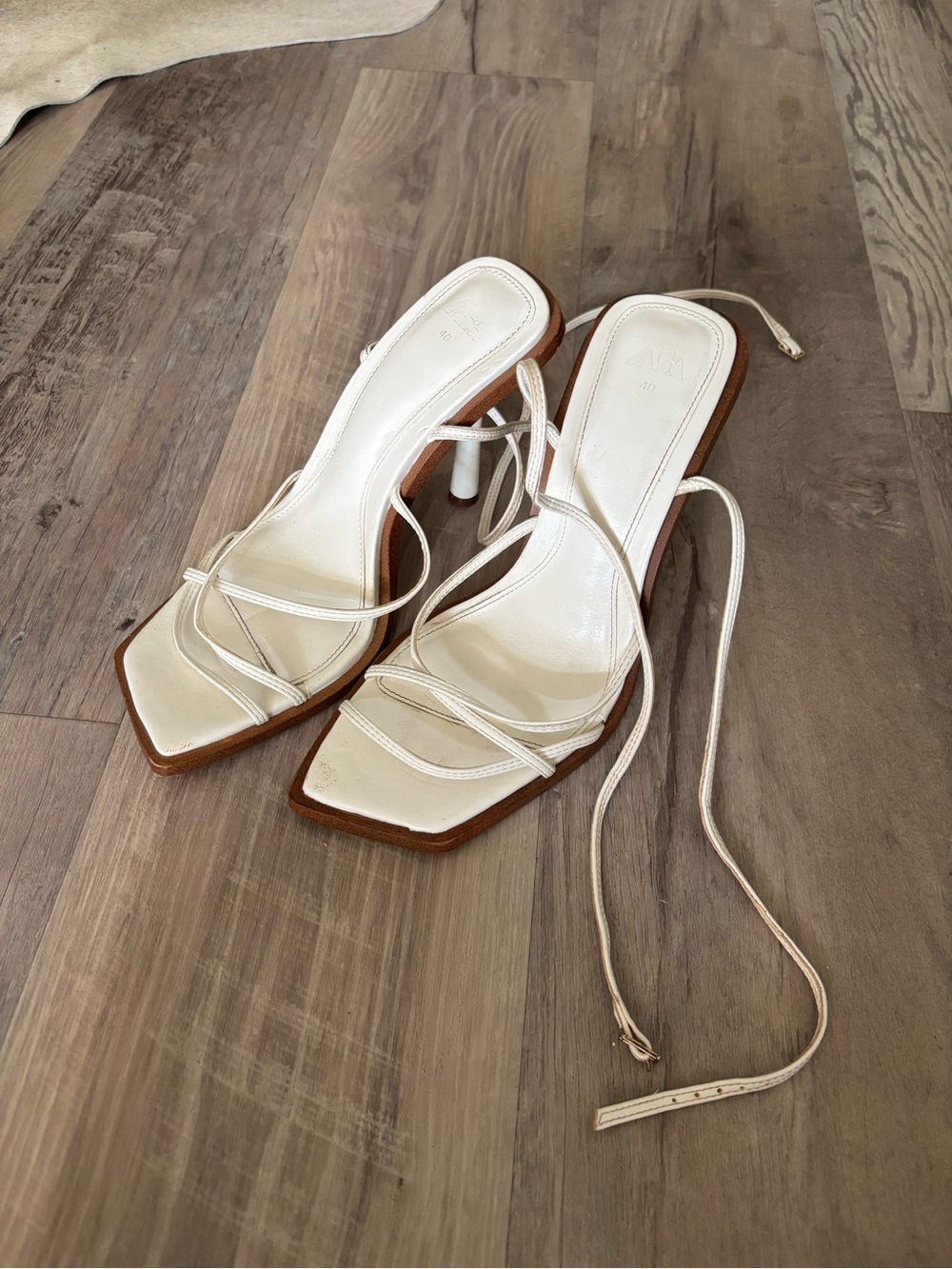ZARA Cream Strappy Square-Toe Lace-Up Heels 40